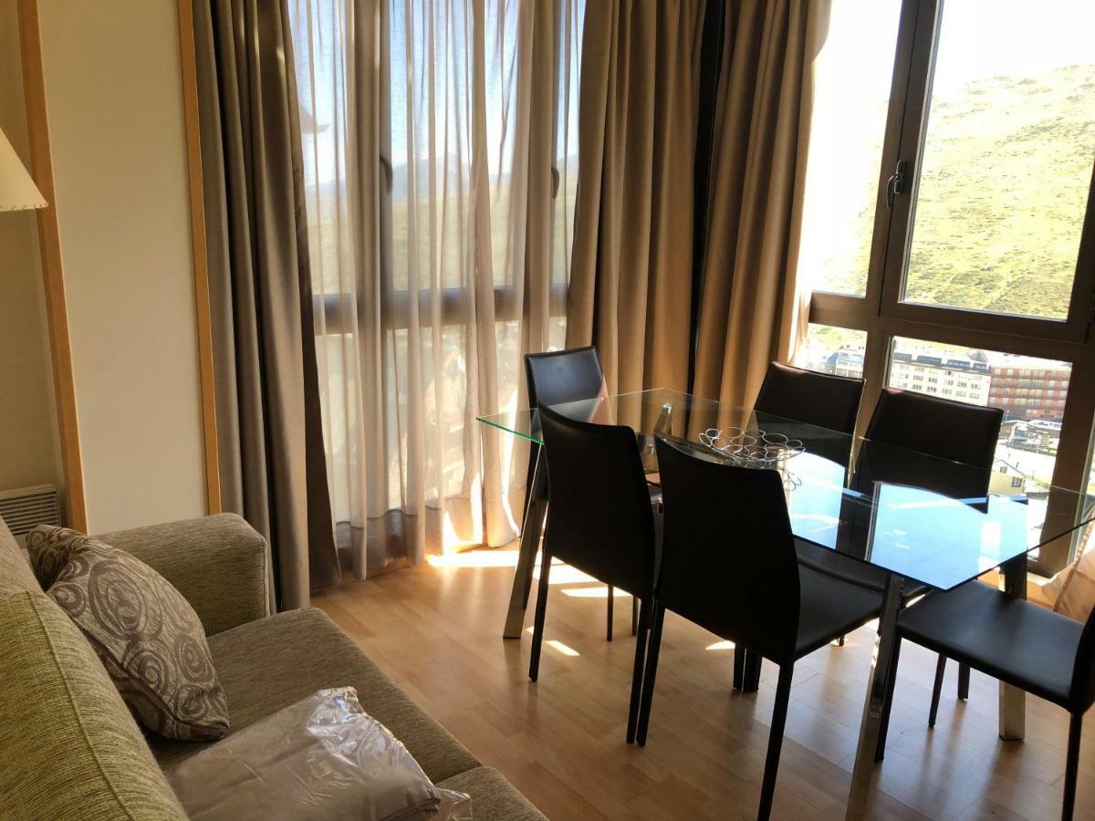 Confort P 15 Pas De La Casa Dış mekan fotoğraf