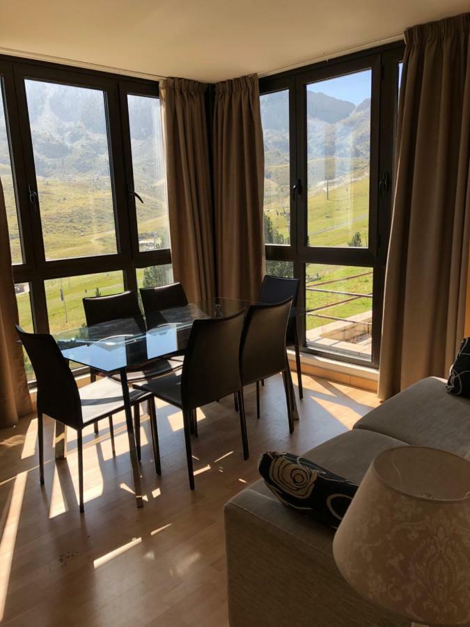 Confort P 15 Pas De La Casa Dış mekan fotoğraf